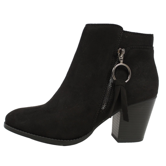 Shoes - Black Zipper Stacked Heel Ankle Boot